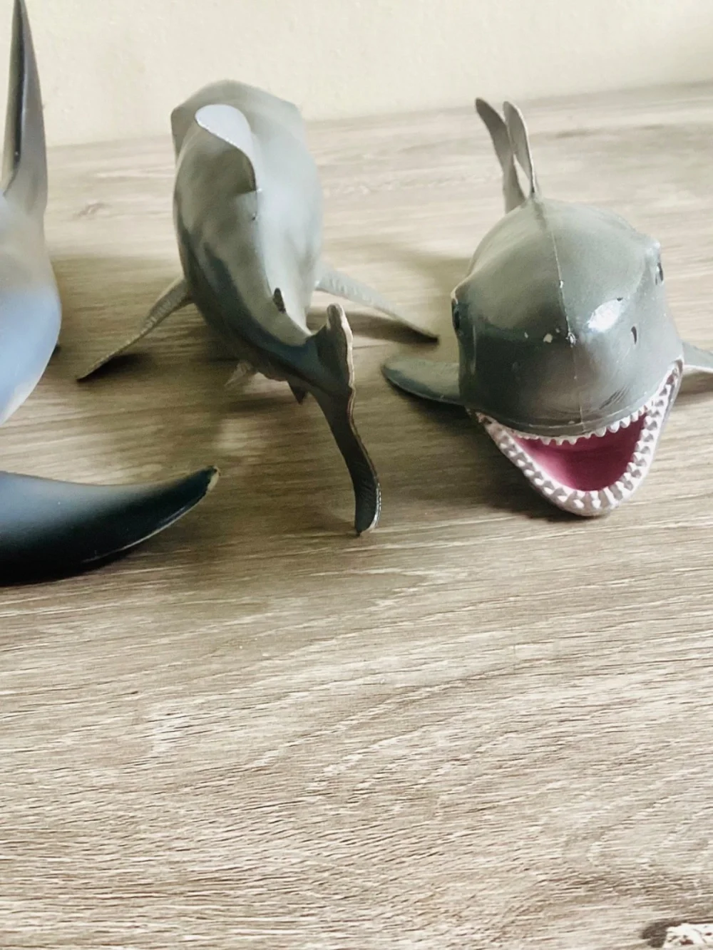 Lot Of 5 Pool Water Toys Sharks Sting Ray Large/Med Size Rubber Floating Diving